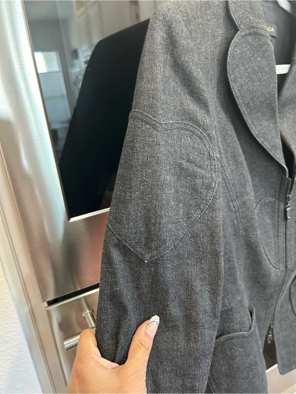 Vintage Escada Dark Gray denim Heart-Appliqué Zip Jacket size 38 slight wear GUC - Picture 10 of 15